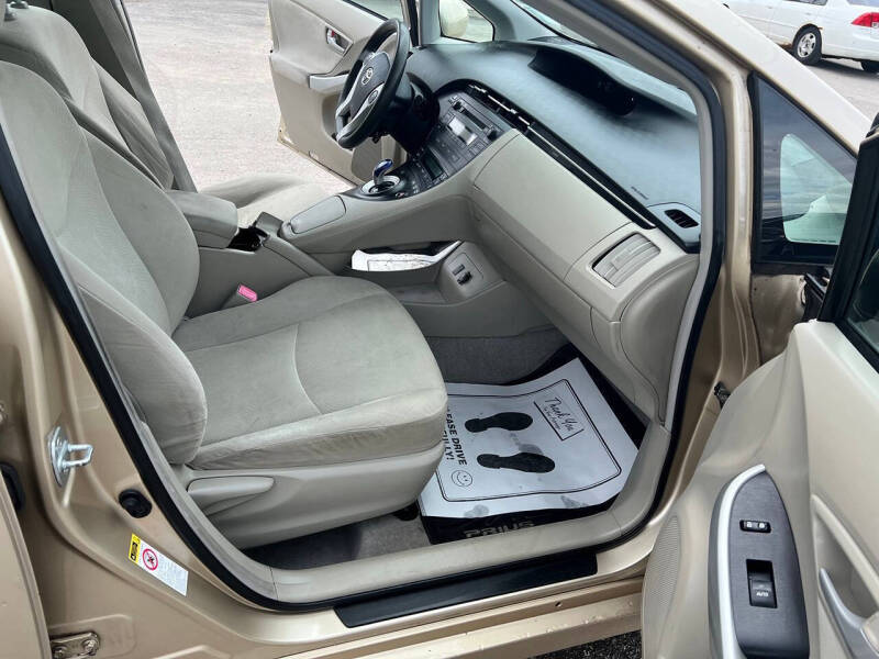 2010 Toyota Prius I