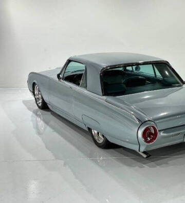 1962 Ford Thunderbird