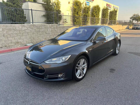 2015 Tesla Model S for sale at LUX AUTOMOTIVE in Riverside CA