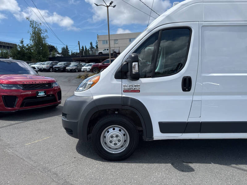 Used 2018 RAM ProMaster Cargo Van Base with VIN 3C6TRVDG6JE104614 for sale in Edmonds, WA