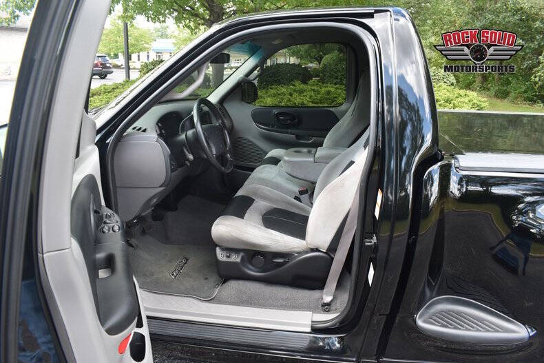 2000 Ford F-150 SVT Lightning