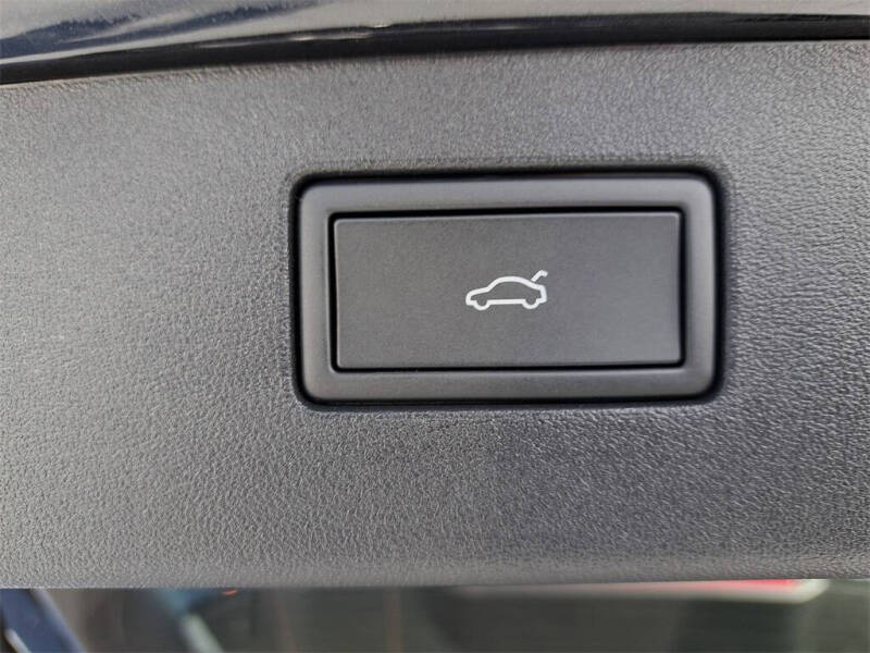 2026 Volkswagen Tiguan SEL R-Line Turbo 4Motion