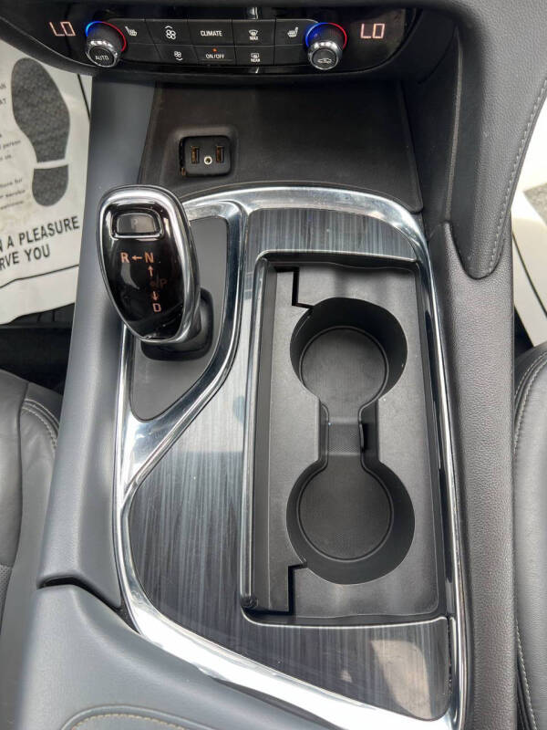 2018 Buick Enclave Essence