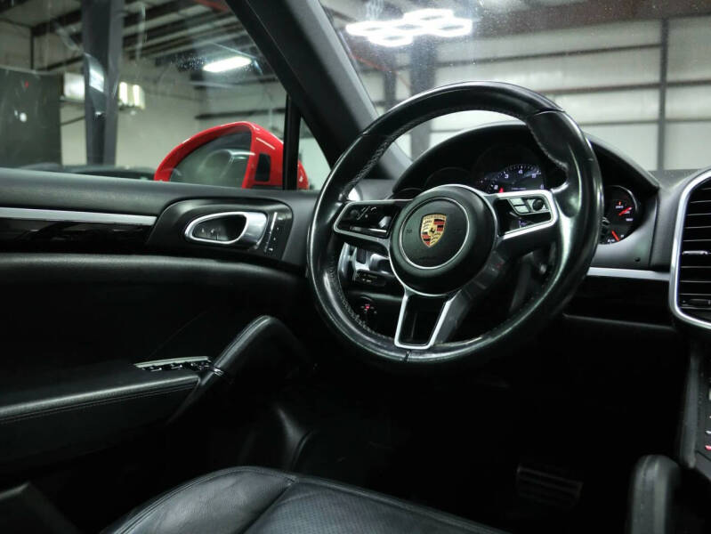 2018 Porsche Cayenne S