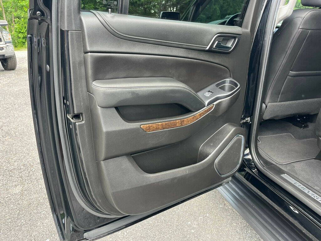 2019 Chevrolet Suburban 23