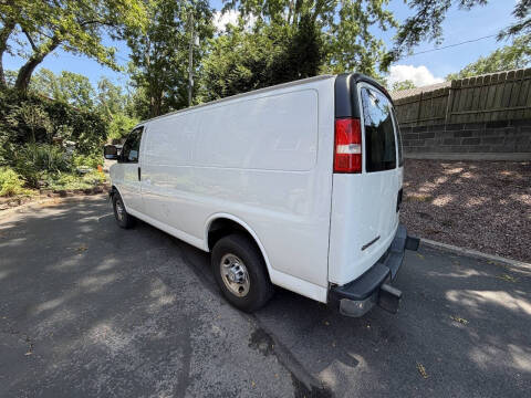 2021 Chevrolet Express 2500