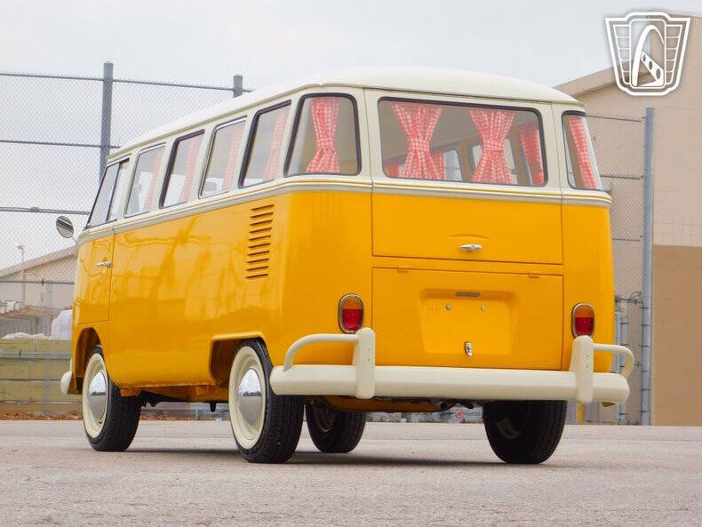 1975 Volkswagen Type 2