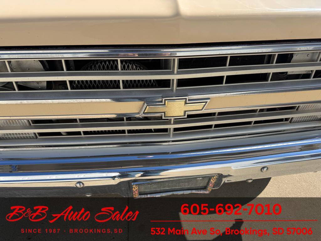 1987 Chevrolet R/V 20 Series 189
