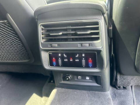 2021 Audi Q8 quattro Premium 55 TFSI