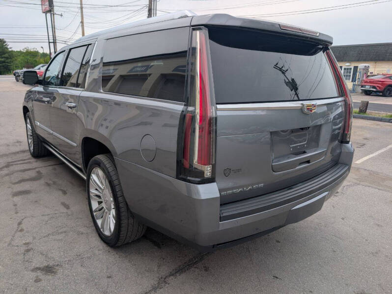 2018 Cadillac Escalade ESV Platinum