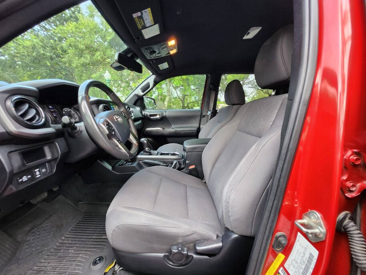2019 TOYOTA Tacoma Pickup - $34,995