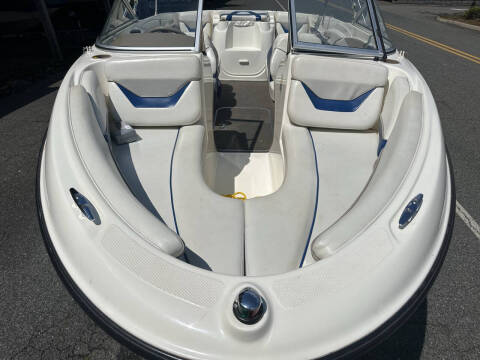 2004 Bayliner 185