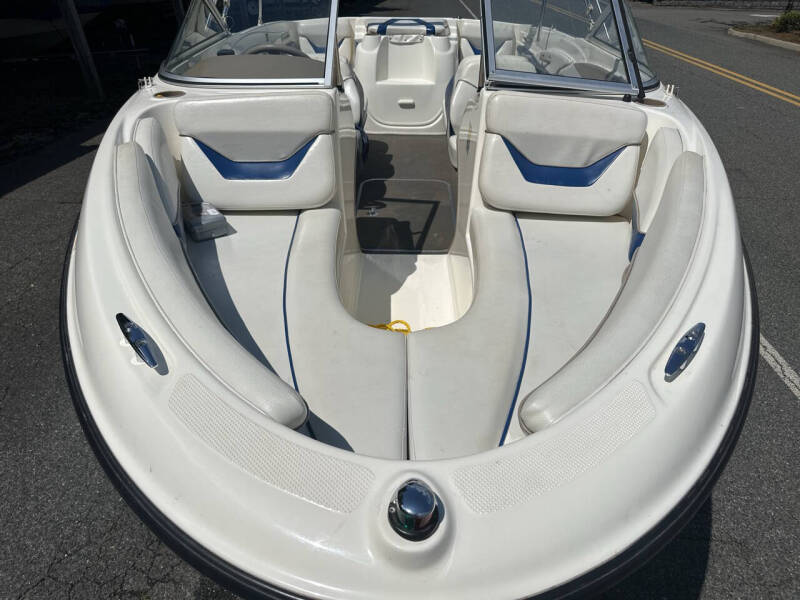 2004 Bayliner 185