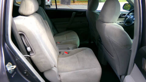 2012 Toyota Highlander SE