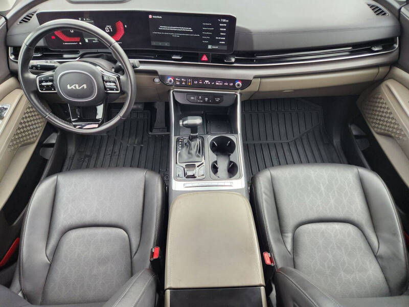 2025 Kia Carnival EX