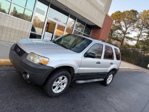 2007 Ford Escape for sale at Dalia Motors LLC in Winder GA