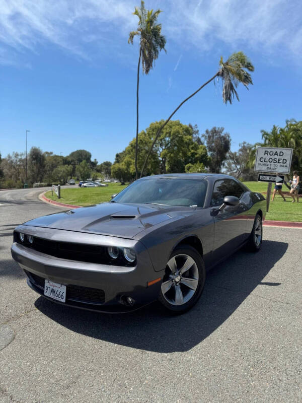 2015 Dodge Challenger SXT