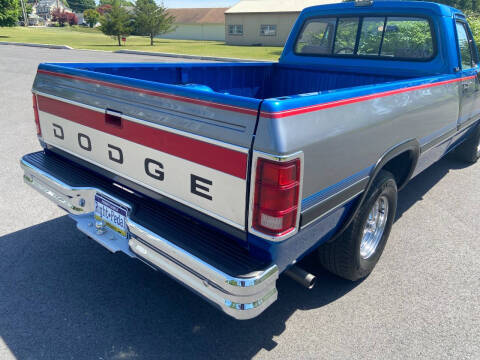 1992 Dodge RAM 150 LE