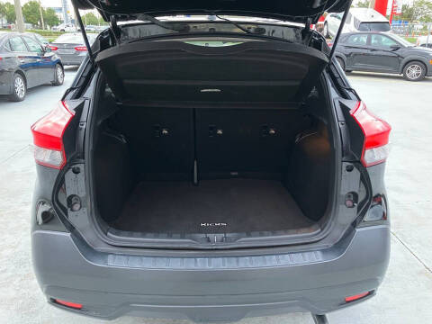 2019 Nissan Kicks SV