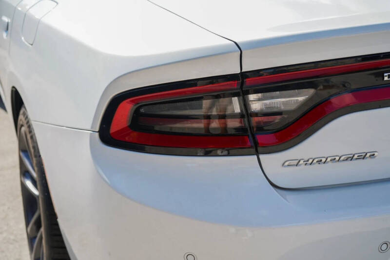 2020 Dodge Charger SXT