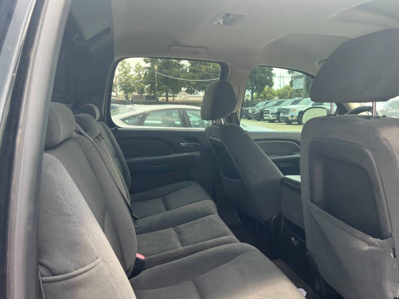 2009 Chevrolet Avalanche LS