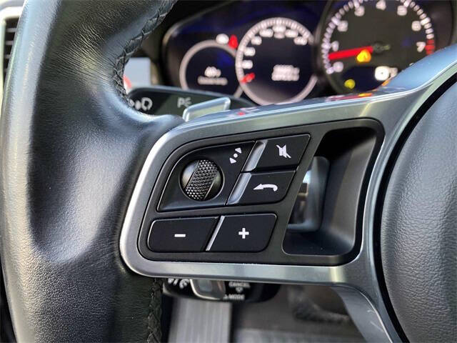 2022 Porsche Cayenne Coupe Platinum Edition