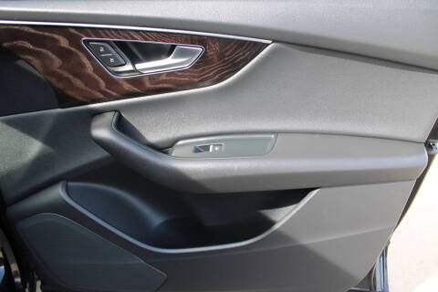 2021 Audi Q8 quattro Premium 55 TFSI