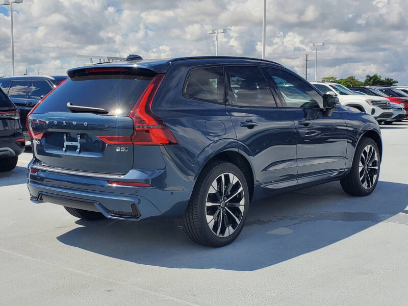 2026 Volvo XC60 B5 Ultra