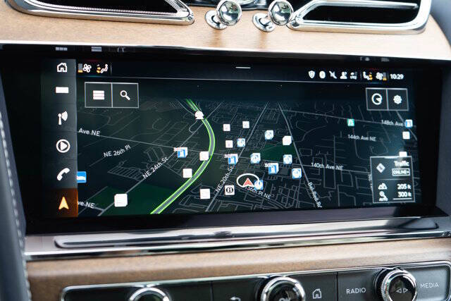 2023 Bentley Bentayga 22