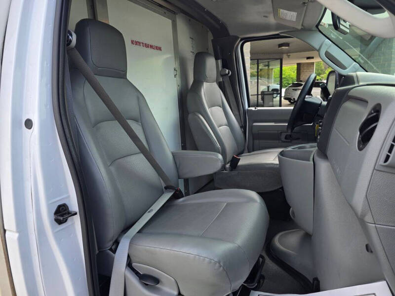 2022 Ford E-Series
