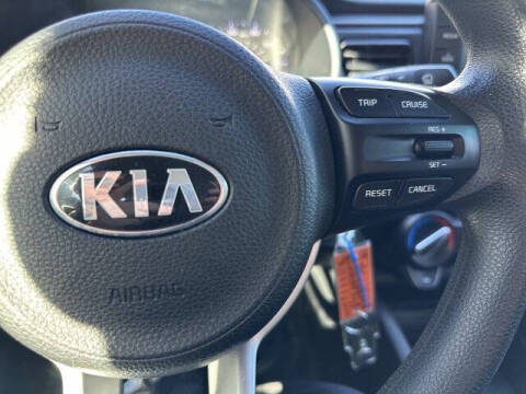 2019 Kia Rio 5-Door S