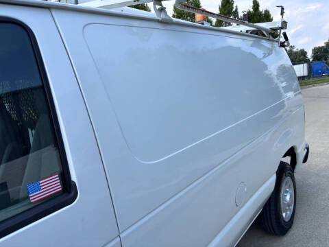 2010 Ford E-Series E-250