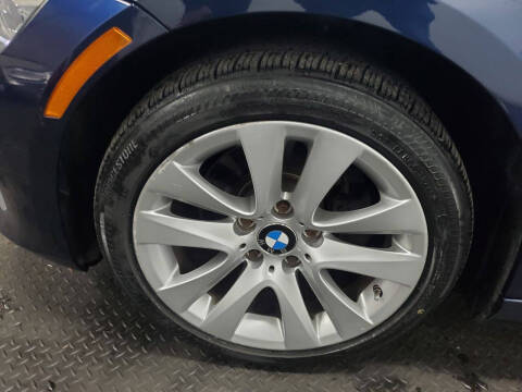 2012 BMW 3 Series 328i