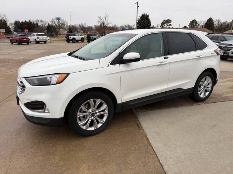 2024 Ford Edge Titanium