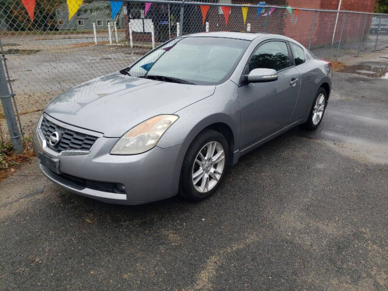 2008 Nissan Altima for sale at Topham Automotive Inc. in Middleboro MA