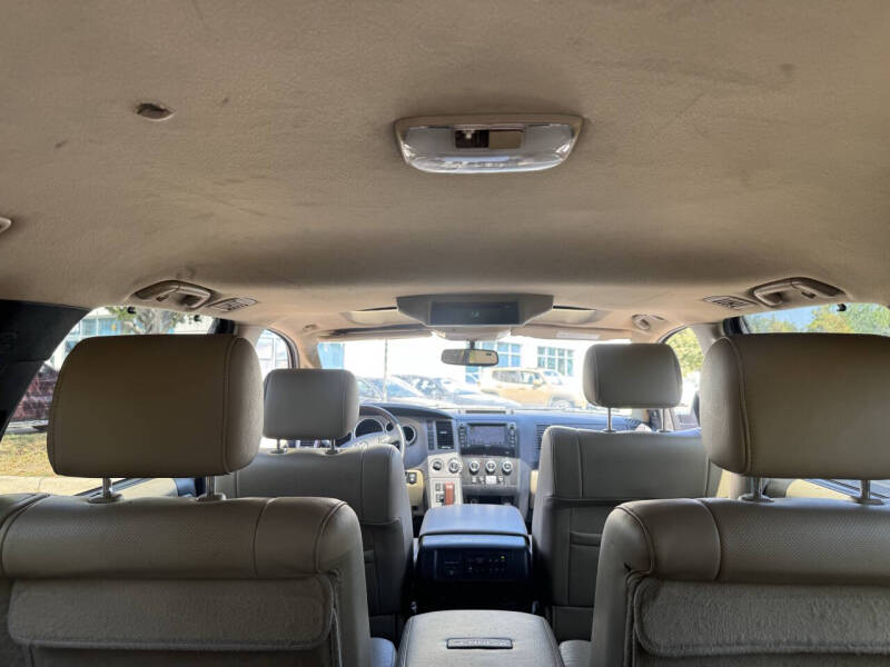 2013 Toyota Sequoia Platinum