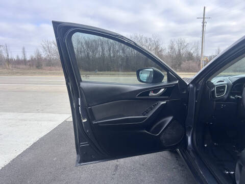 2016 Mazda MAZDA3 i Sport