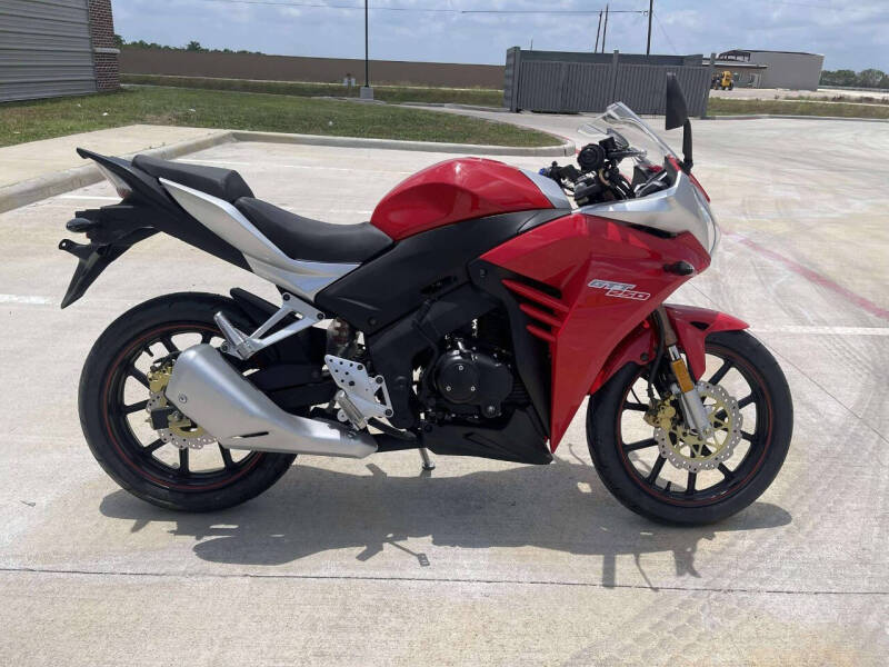 2024 Vitacci GTT 250