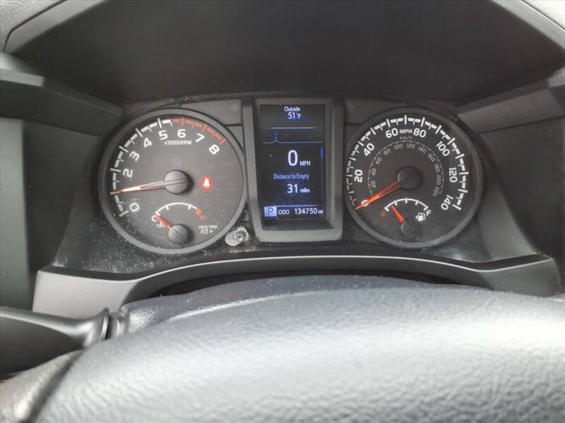 2019 Toyota Tacoma SR