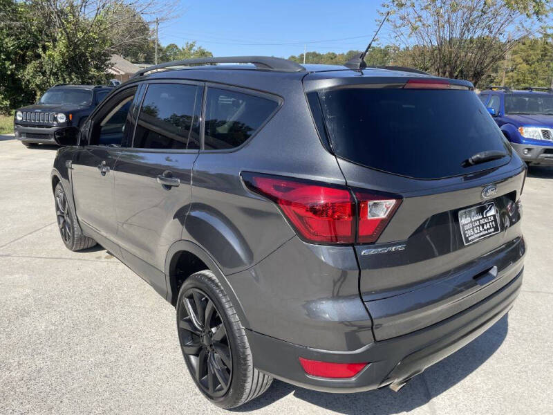 2019 Ford Escape SE photo 4