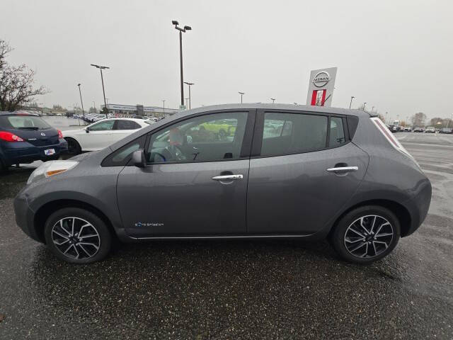 2016 Nissan LEAF S-24