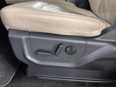 2023 Ford Expedition MAX XLT