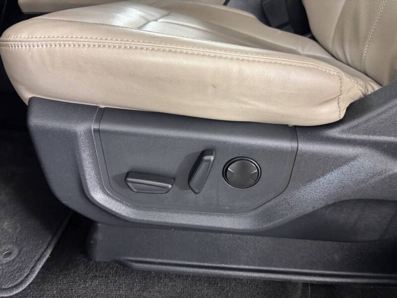 2023 Ford Expedition MAX XLT