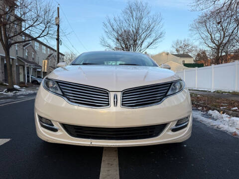 2013 Lincoln MKZ