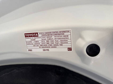 2022 Toyota Highlander LE