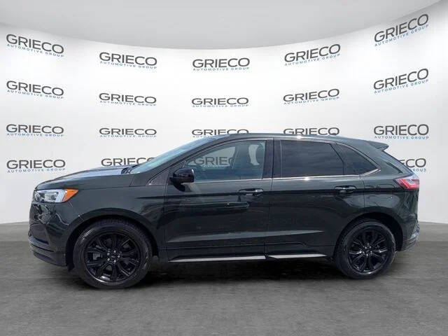 2022 Ford Edge SE