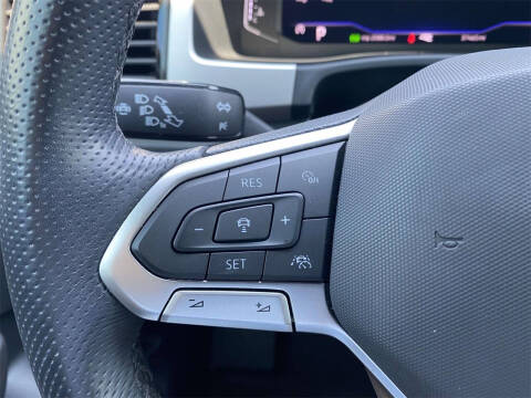 2022 Volkswagen Atlas Cross Sport V6 SEL R-Line 4Motion