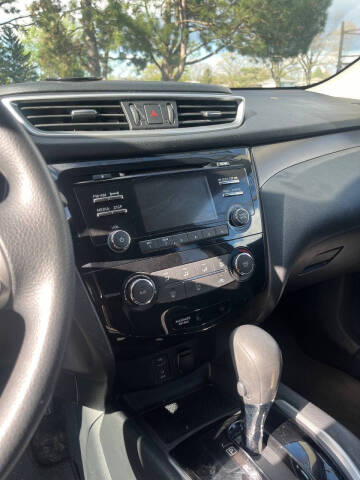 2016 Nissan Rogue S