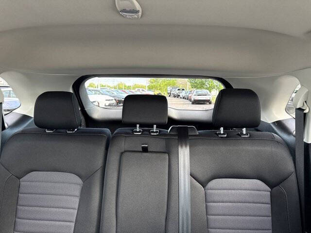 2022 Ford Edge SE