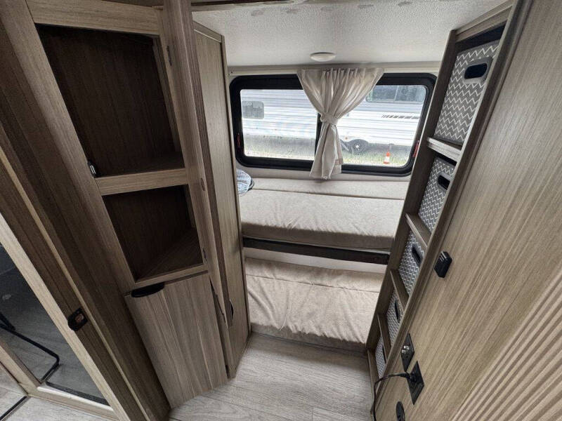 2025 Forest River Salem Cruise Lite 24VIEW